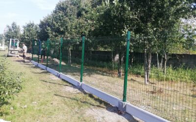 Powstaje nowe ogrodzenie na stadionie przy ul. Polnej w Malczycach