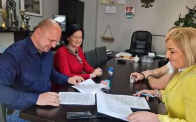 Umowa na budowę świetlicy wiejskiej w Rachowie podpisana!