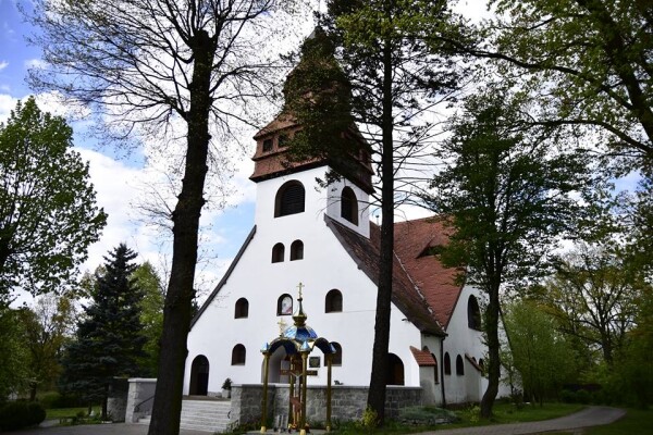 Parafia Prawosławna pw. Zwiastowania Najświętszej Maryi Bogarodzicy w Malczycach ogłasza nabór ofert na remont dachu Cerkwi pw. Zwiastowania Najświętszej Maryi Bogarodzicy w Malczycach